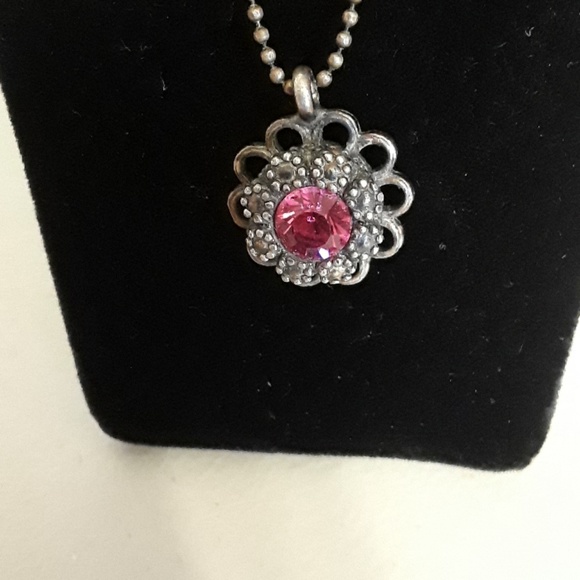 Antique gold ♡ pink crystal pendant - Picture 6 of 6